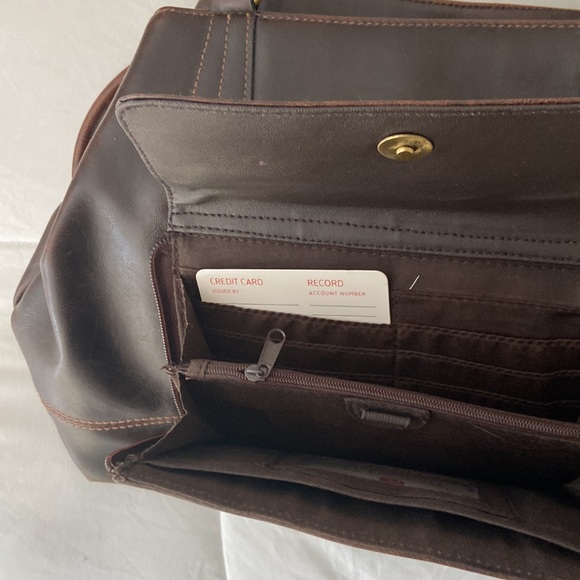 NWT Rossetti Soft Purse and Organizer in One Bag - Picture 9 of 9